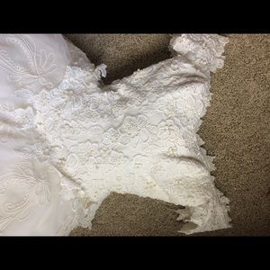 Wedding dress